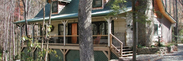 We are Cabin Builders in NC that offer Log Home Building North Carolina. Learn more about log home Boone NC Construction.