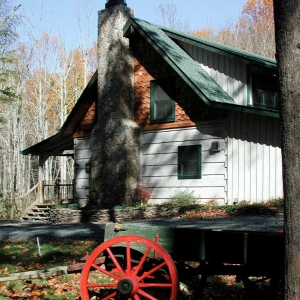 We are Cabin Builders in NC that offer Log Home Building North Carolina. Learn more about log home Boone NC Construction.