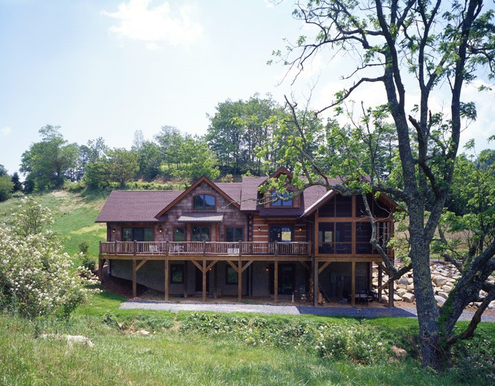 North Carolina Home builder uses Log and Timber Frame design to build custom home