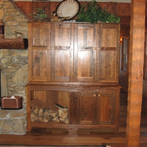 A Hearthstone Log Home with Heavy Timber Accents