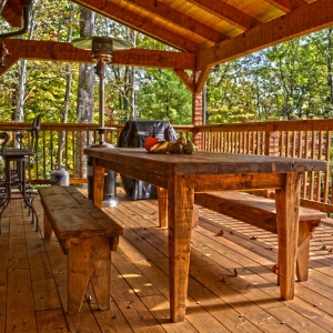 Mountain Construction builds a Hearthstone Timberwright Log Home adjoining the Pisgah Forest