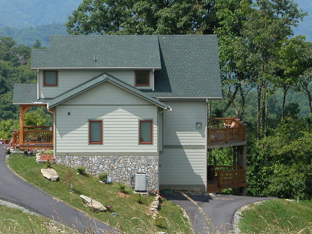 Timber Trace/SIP Home in Valle Crucis