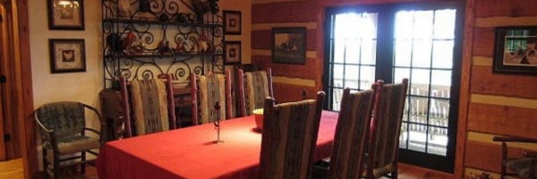 Log Cabin in Valle Crucis near Watauga River