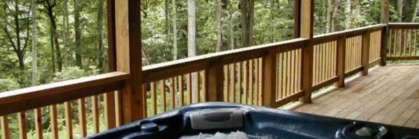 Log Cabin in Valle Crucis near Watauga River