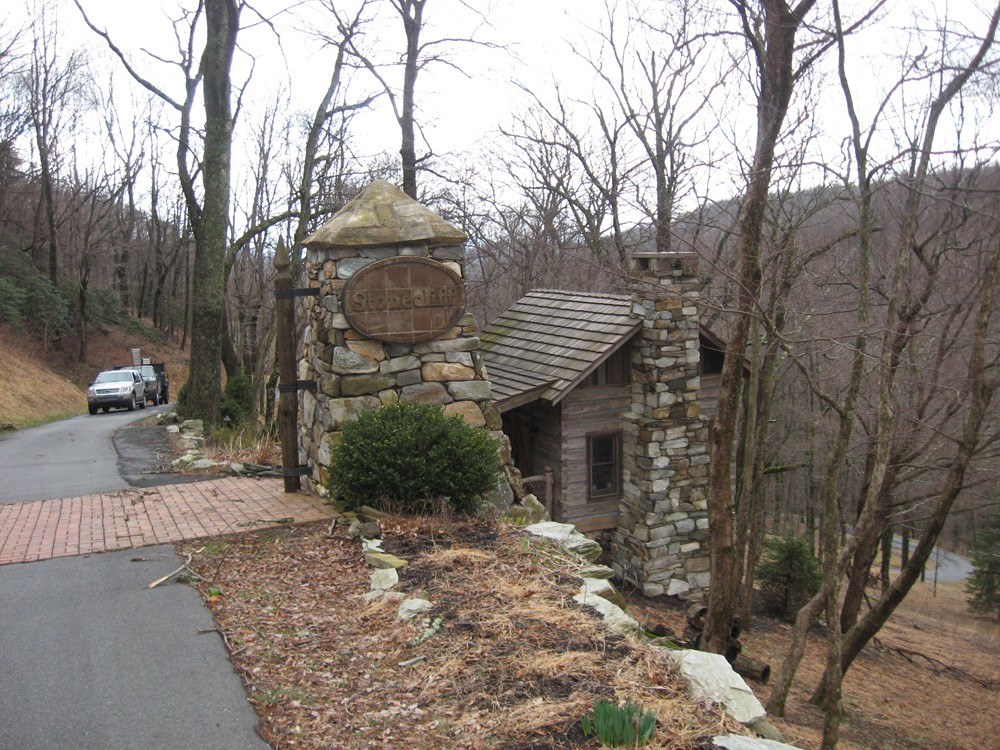 mountain contemporary home