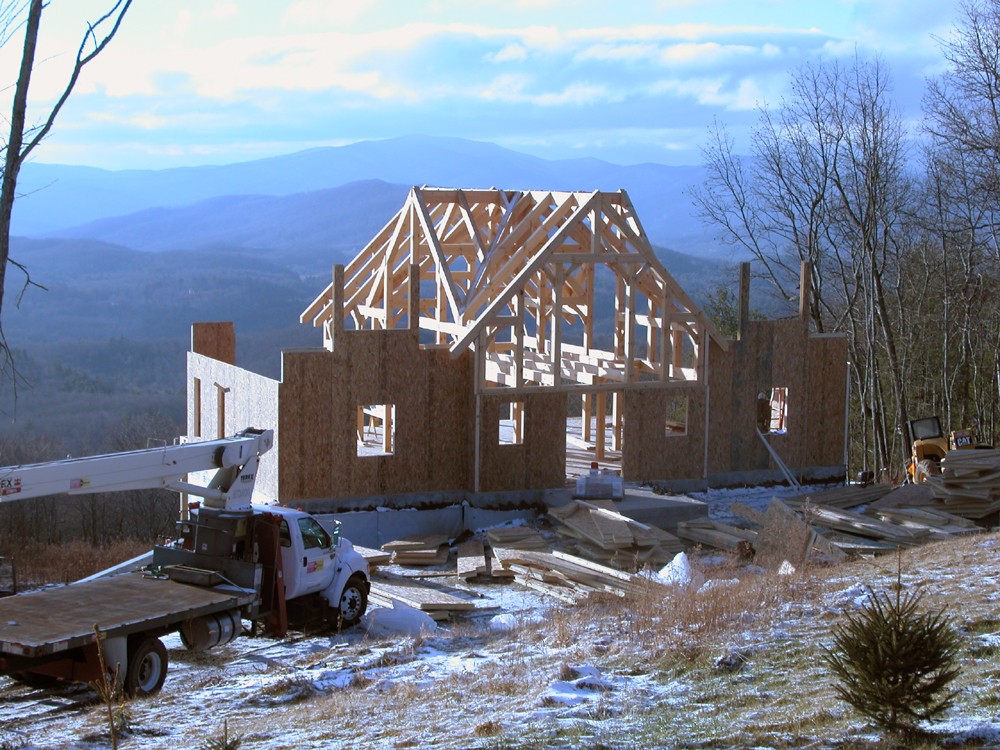 blowing rock nc cedar siding,cedar shake,vaulted ceiling,great room