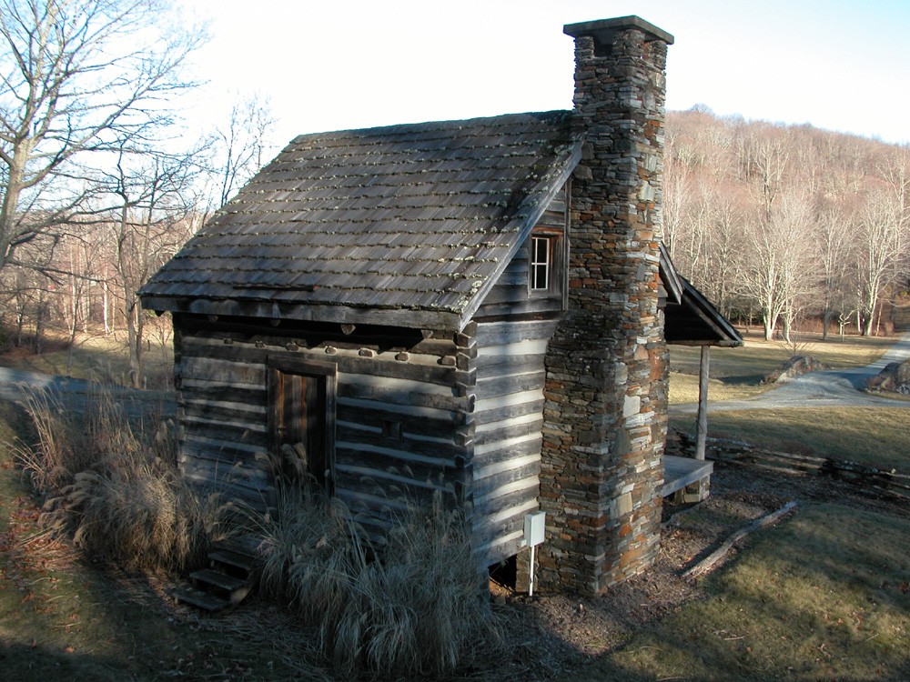 small log cabin house