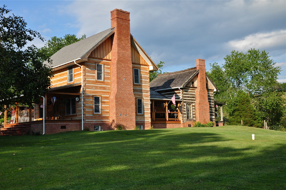 Log home addition in Virginia