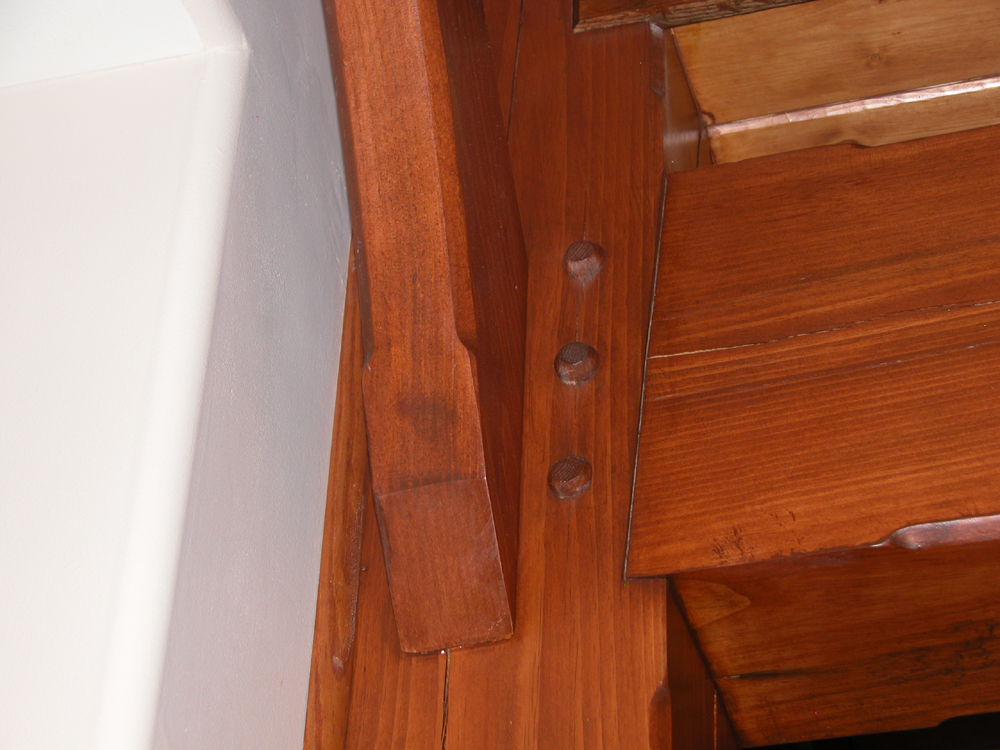 timber frame peg detail